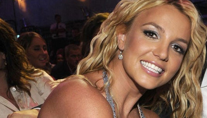 Britney Spears merayakan ‘kebebasan’ dengan keluar malam pertama