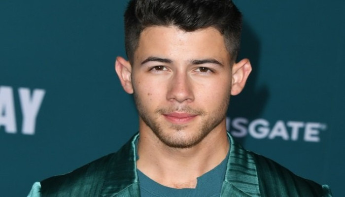 Nick Jonas menyentuh perjuangan pribadi dengan diabetes di tengah Bulan Diabetes Nasional