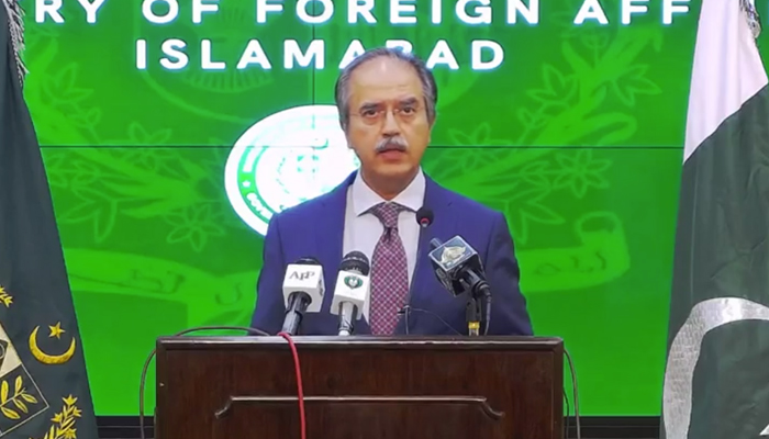Foreign Office (FO) spokesperson Asim Iftikhar speaks during his weekly press briefing in Islamabad on November 18, 2021. — Facebook/foreignofficepk