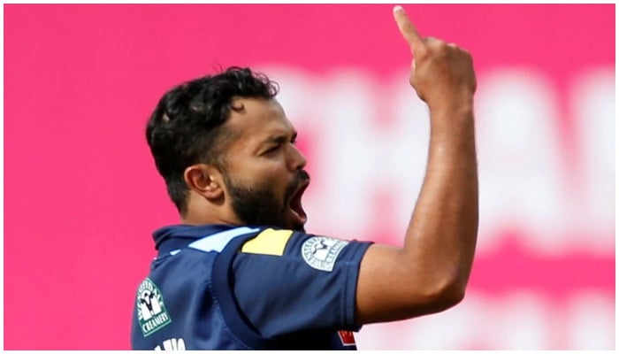 Yorkshires Azeem Rafiq merayakan gawang Durhams Ben Stokes Action Images via Reuters