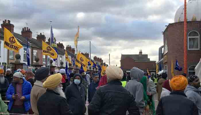 Sikhs voting for Khalistan Referendum in Leicester on Sunday. Photo by author