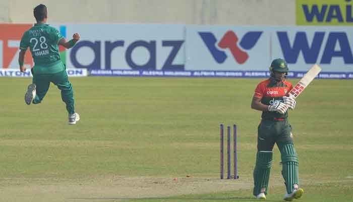 Shahnawaz Dahani jumps with joy after bowling out Shanto. Photo: ICC