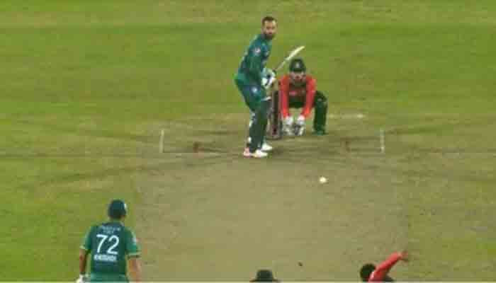 Pakistan vs Bangladesh: Mohammad Nawaz clarifies last over 'drama'