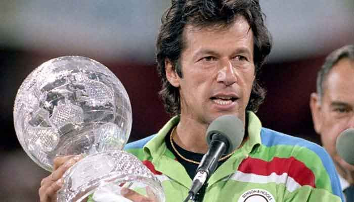 PM Imran Khan memenangkan penghargaan olahraga internasional