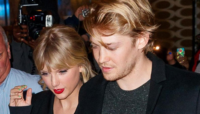 Taylor Swift berusaha sekuat tenaga untuk mendukung Joe Alwyn, mengunjungi set filmnya
