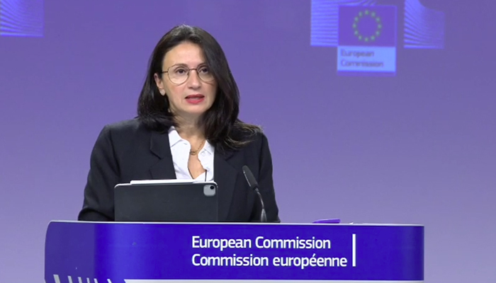 Nabila Massrali, juru bicara Uni Eropa untuk urusan luar negeri, dalam konferensi pers di Brussels pada 24 November 2021. —