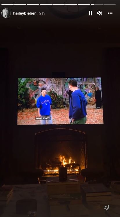 Hailey Bieber ends her Thanksgiving night with this iconic Friends episode