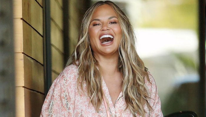 Chrissy Teigen weighs in on first sober Thanksgiving dinner