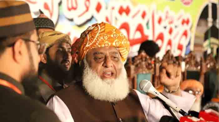 Opposition caravan set out to topple puppet rulers, says Fazl