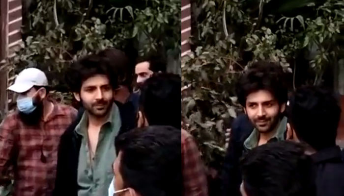 Kartik Aaryan dijepret di Masjid Jama, India di tengah pembuatan film ‘Shehzada’