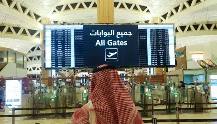 Arab Saudi memberlakukan larangan perjalanan untuk tujuh negara lagi