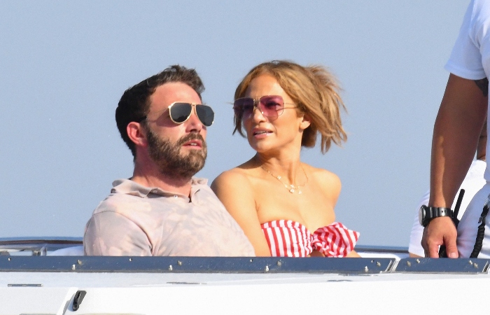 According to a source close to them, JLo and Affleck made time to be by each others side