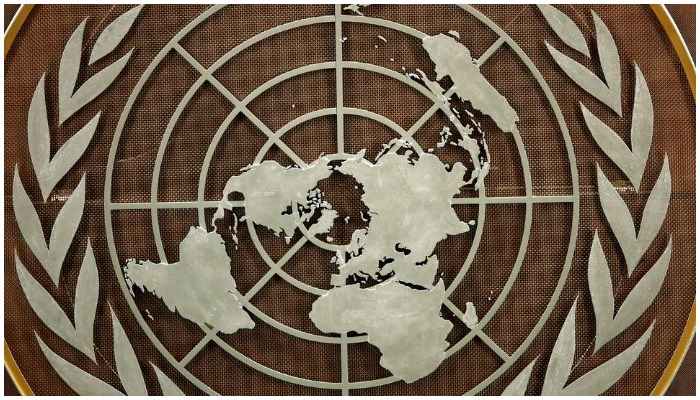 Logo Perserikatan Bangsa-Bangsa terlihat di aula Majelis Umum sebelum kepala negara mulai berpidato di Sidang Majelis Umum PBB ke-76 di New York City, AS, 21 September 2021. Foto: Reuters