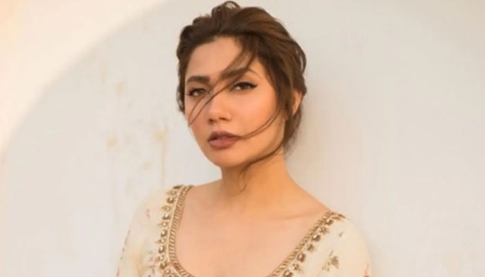 Mahira Khan pens loving note in honor of late grandmother: ‘It’s been a rough month’