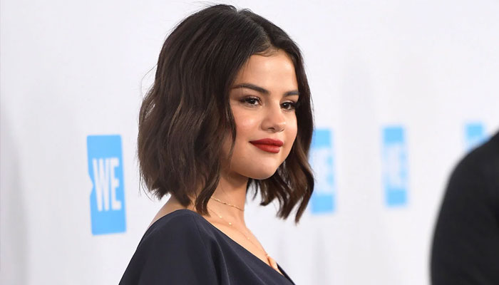 Selena Gomez drops tips to manage depressive spirals: ‘Just pick up the phone’