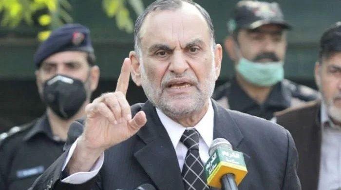 After Fawad Chaudhry, Azam Swati also apologises to ECP