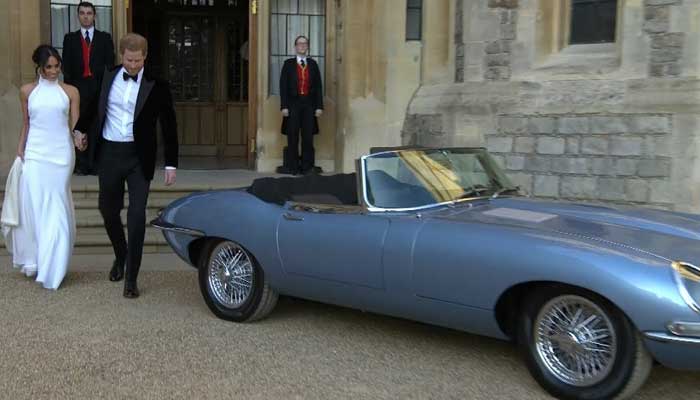 Prince Harry and Meghan Markles wedding car had a meaningful number plate