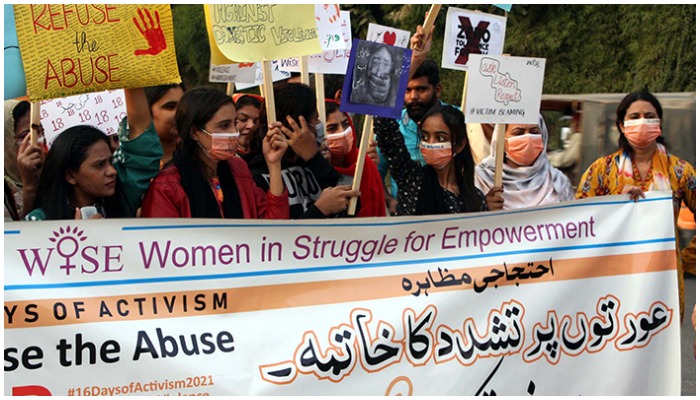 LAHORE, PAKISTAN, NOV 25: Members of Women in Struggle for Empowerment (WISE) are holding a protest demonstration against domestic violence, at the Lahore press club on Thursday, November 25, 2021. — Babar Shah/PPI Images