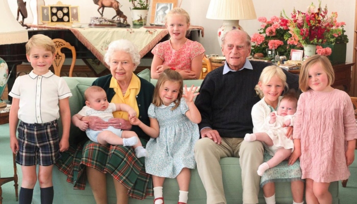 Queen Elizabeth accidentally shares rare picture of her great-grandchildren