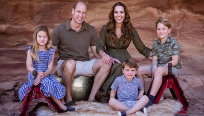 Prince William, Kate Middleton unveil Christmas card