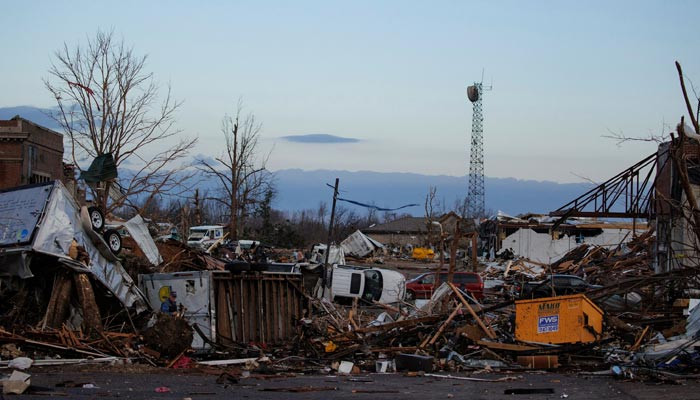 Lebih dari 80 orang tewas saat tornado melanda AS