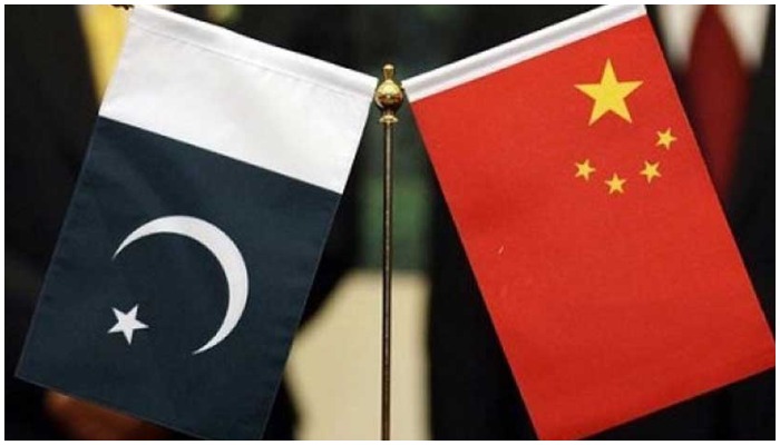 Photo showing flags of Pakistan (L) and China (R) — Modern Diplomacy