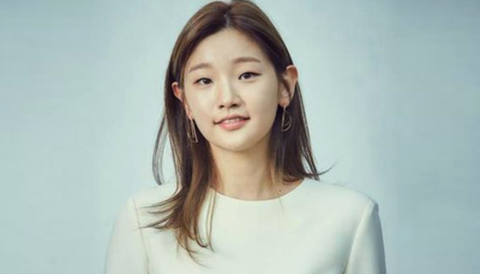 Park So Dam has been diagnosed with papillary thyroid cancer following a routine health check