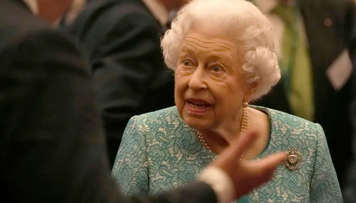 Queen Elizabeth going ahead with Sandringham Christmas feast amid Omicron surge in UK