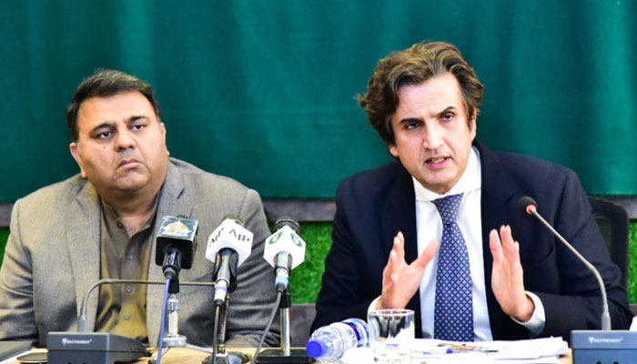 Federal Minister for Information and Broadcasting Fawad Chaudhry and Minister for Industries and Production Makhdoom Khusro Bakhtiar addressing a press conference in Islamabad on December 15, 2021. — Radio Pakistan