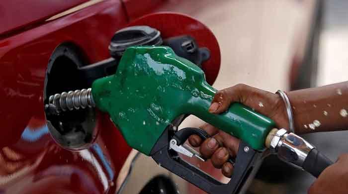 Govt slashes petrol price by Rs5 per litre from Dec 16