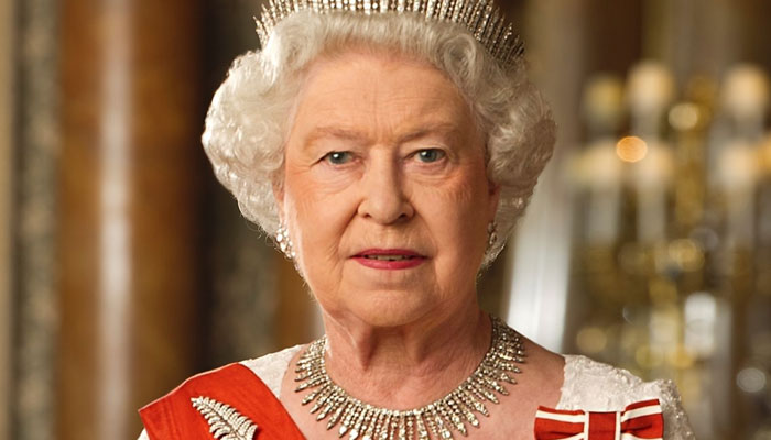Queen cancels pre-Christmas lunch in light of surging Omicron