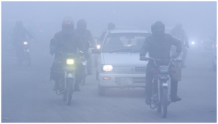 Flight, train operations disrupted as smog blankets Punjab