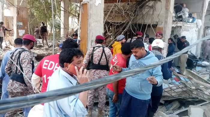 Blast in Karachi's Shershah leaves 16 dead, more than a dozen injured
