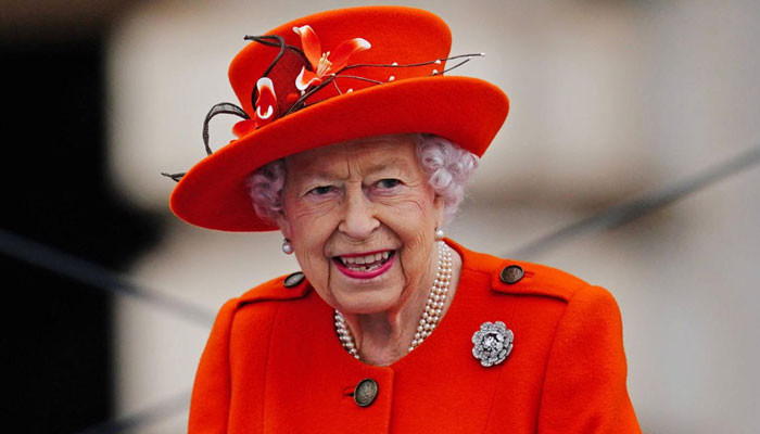 Ratu kemungkinan akan membatalkan walkabout Hari Natal di Sandringham