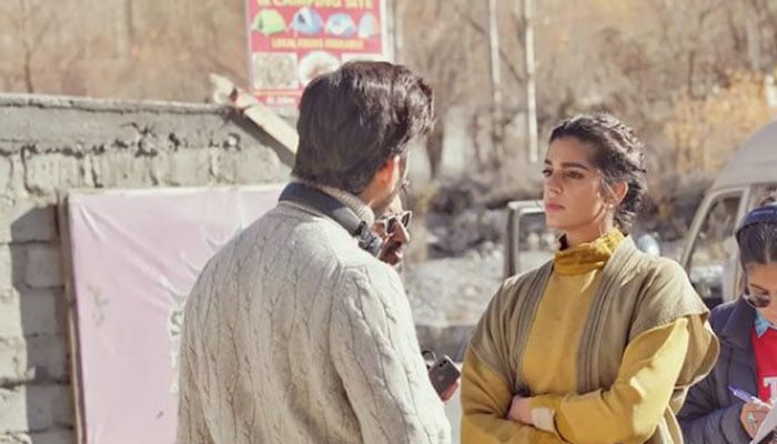 Sanam Saeed teases fans with new photos from Fawad Khan webseries