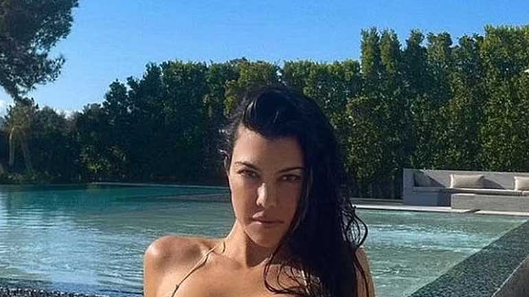 Kourtney Kardashian lights up the internet with her sizzling snaps ahead of Christmas