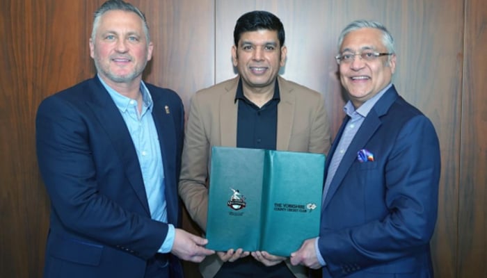 Yorkshire Cricket Interim Managing Director Darren Gough (L), Lahore Qalandars Chief Operating Officer Sameen Rana and Yorkshire Country Cricket Club Chair Professor The Lord Patel of Bradfor OBE.— Lahore Qalandars