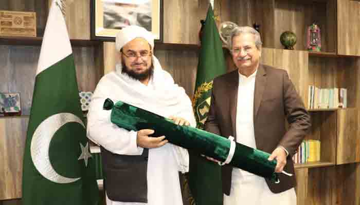 Taliban Education Minister Alhaj Abdul Baqi Haqqani calls on Federal Education Minister Shafqat Mehmood in Islamabad.-Photo Twitter