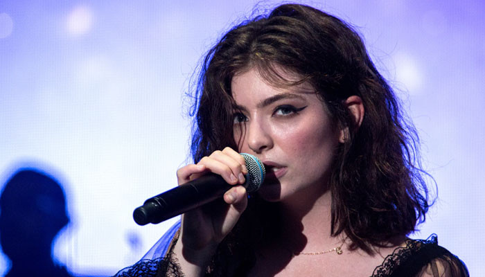 Lorde Luncurkan MV ‘Leader of a New Regime’ baru