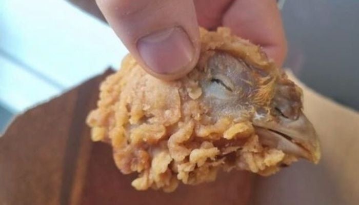 Rantai makanan cepat saji ‘bingung’ menanggapi kontroversi kepala ayam