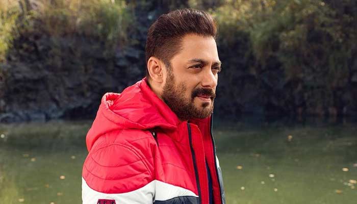 Salman Khan bitten by snake at his Panvel farmhouse
