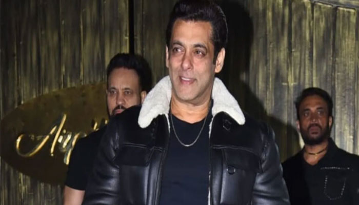 Salman Khan says the snake bit him thrice at farmhouse