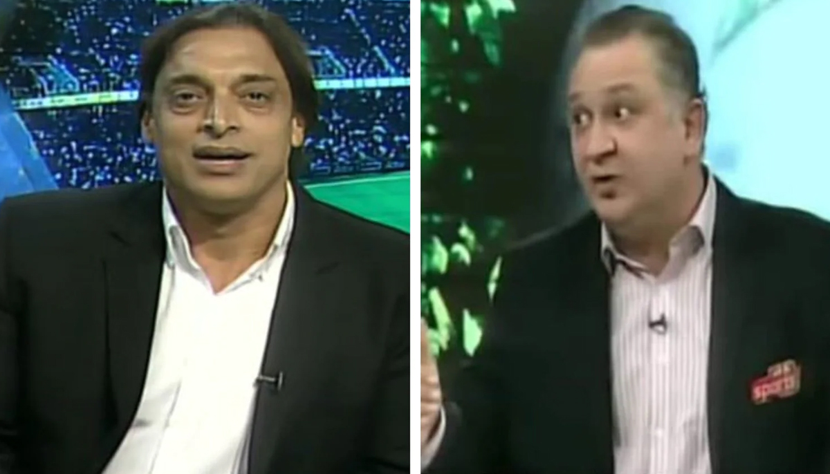 Former fast bowler Shoaib Akhtar (left) and TV host Dr Nauman Niaz. — Twitter