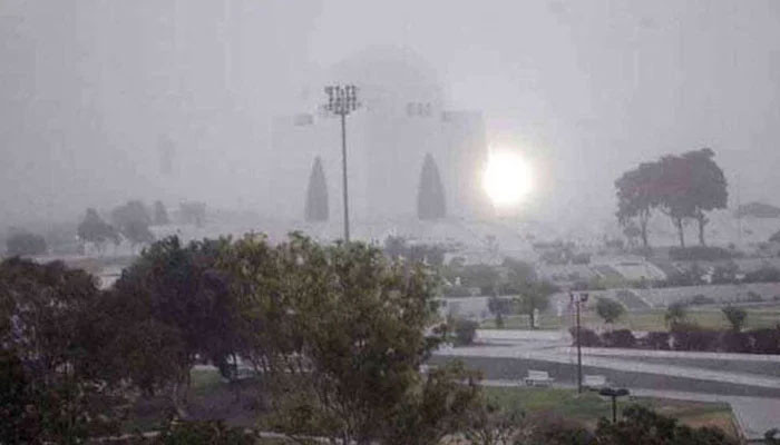 Karachi akan menerima lebih banyak hujan hingga sore ini