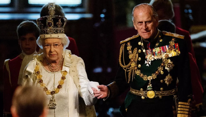 Although the entire royal family rallied around the monarch, she struggled a bit