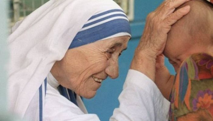 India melarang badan amal Bunda Teresa menerima dana asing