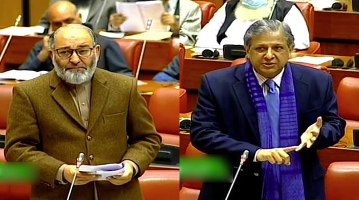 Opposition senators seek details of retired military officers' appointments in NADRA