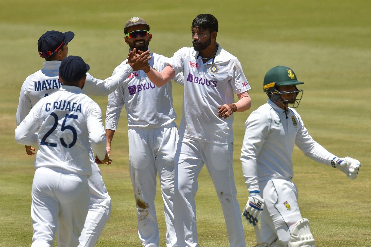 Fans memuji tim India atas kemenangan Tes pertama yang bersejarah melawan Afrika Selatan