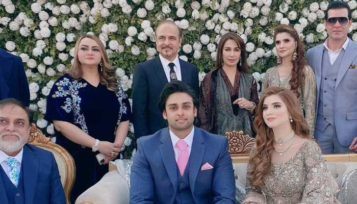 Moammar Rana's daughter Riya gets engaged in star-studded ceremony: See Photos - Vimarsana News
