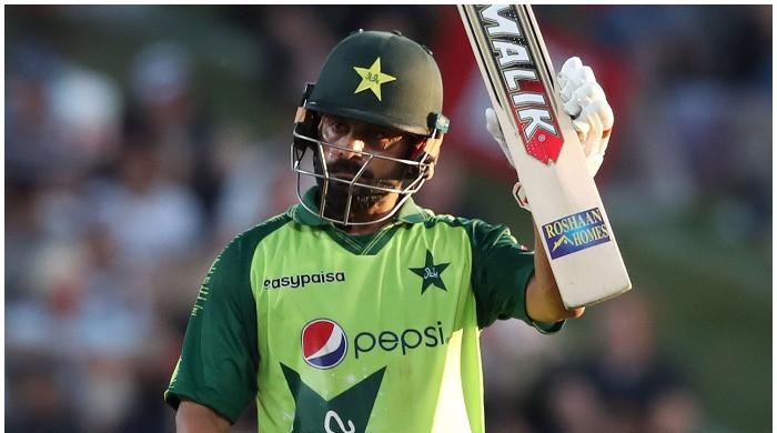 Mohammad Hafeez bids adieu to international cricket